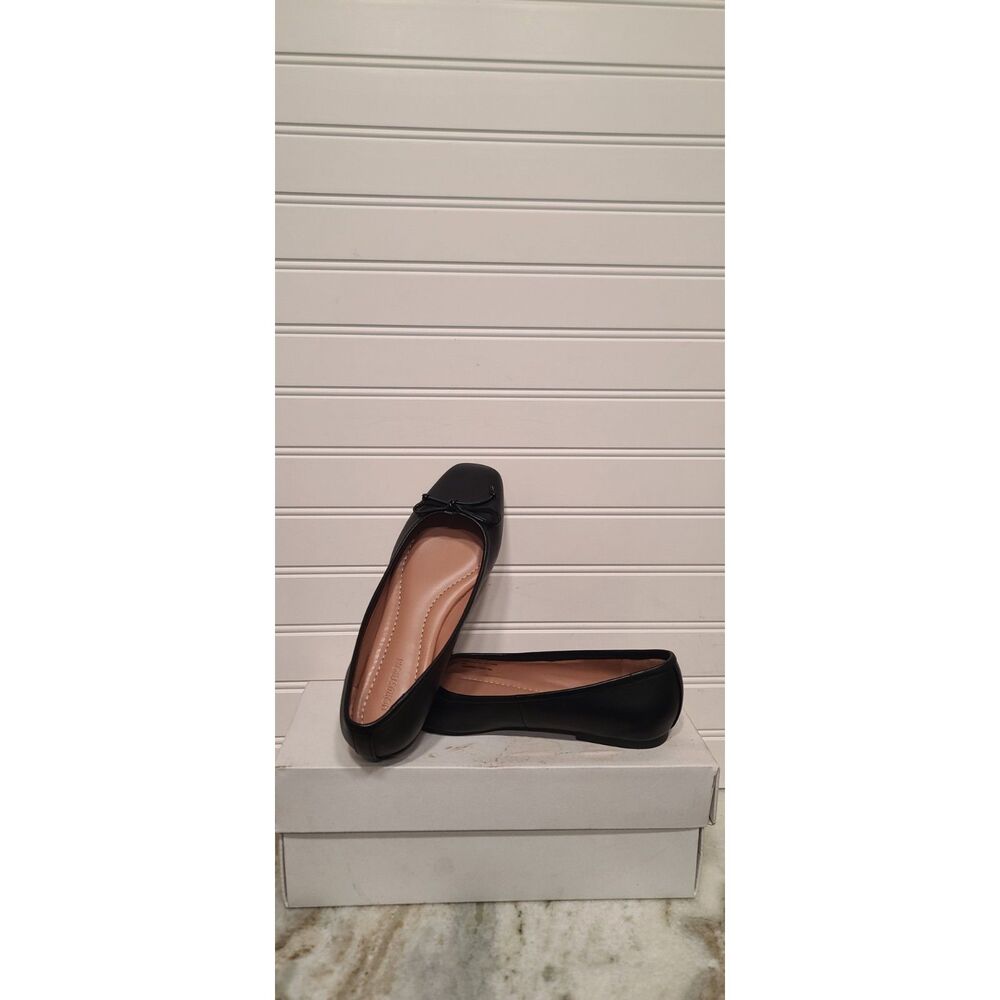 Nordstrom Womens Black Ashton-Lea Leather Flats Size 6 NWT